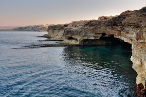 la-grotta-dei-contrabbandieri